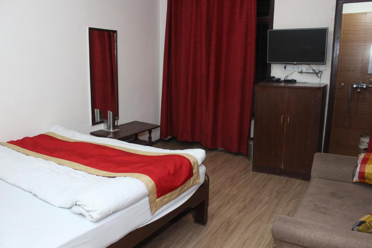 ناينيتال Hotel Dolls Inn المظهر الخارجي الصورة