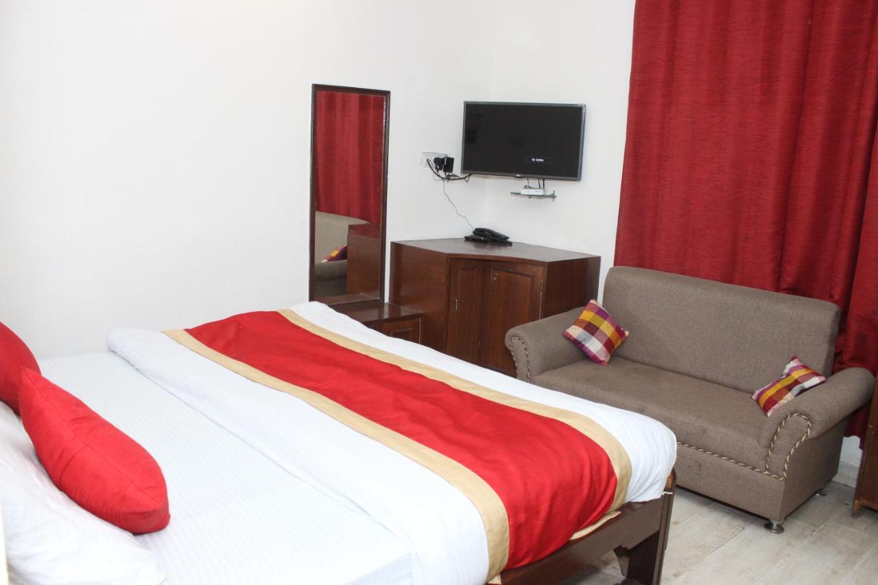 ناينيتال Hotel Dolls Inn المظهر الخارجي الصورة